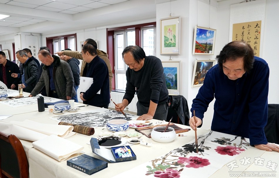 金融賦能藝術(shù) 翰墨香飄天水——天水金融系統(tǒng)與市美協(xié)成功舉辦文化藝術(shù)交流活動